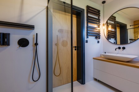 Apartamenty NOVA BIAŁKA Białka Tatrzańska apartament 8 łazienka prysznic